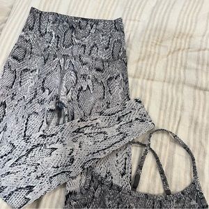 Beyond Yoga Snakeskin Print Legging Workout Set